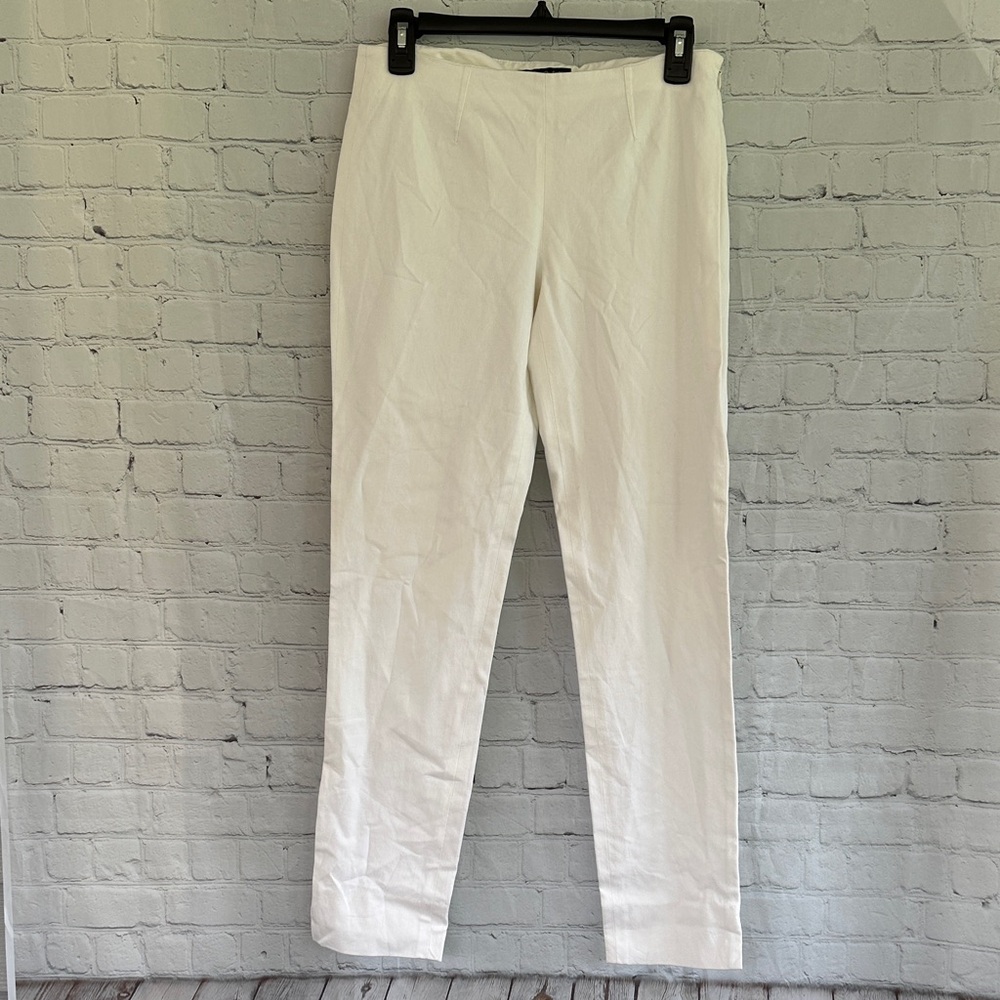 Theory White Cotton Blend Slim Leg Pants with side zipper